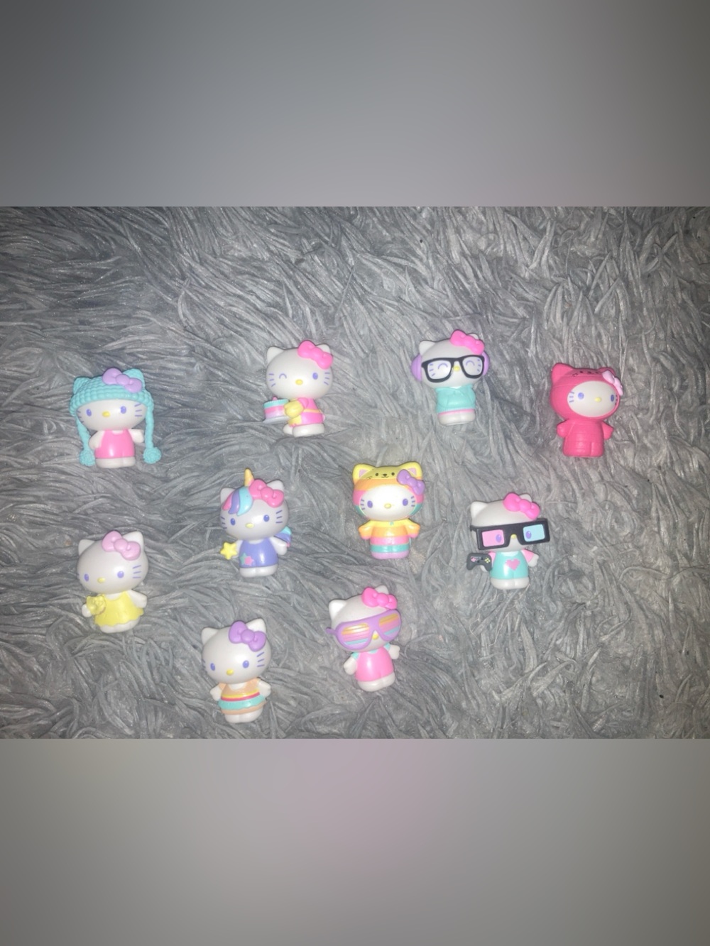 Hello Kitty Mini Figures Set - Pink, Blue, Yellow & Purple Characters